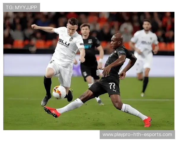 荷甲赛事：阿贾克斯力克福伦丹，主场再度展现统治力，阿贾克斯对福图纳